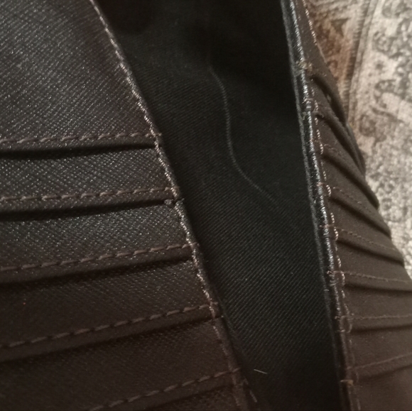 Ladies FOSSIL Logan Flap Clutch - Picture 7 of 11